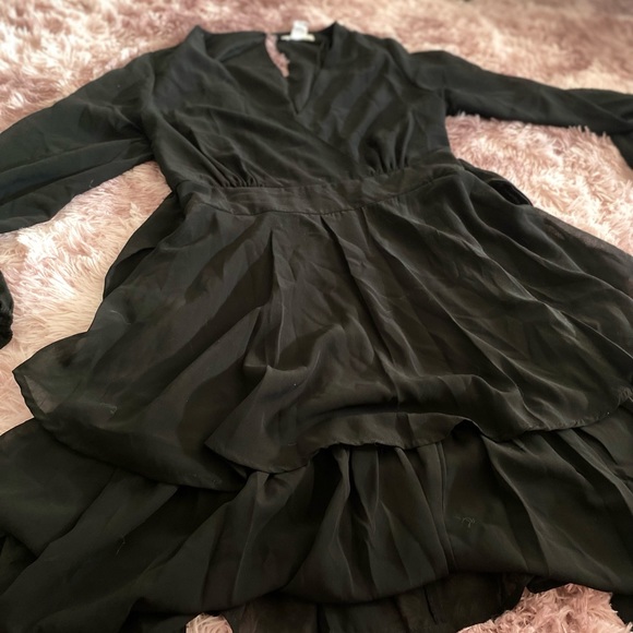 Black short Dress - Picture 1 of 3